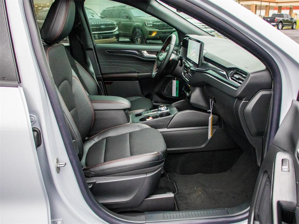 new 2025 Ford Escape car, priced at $34,076