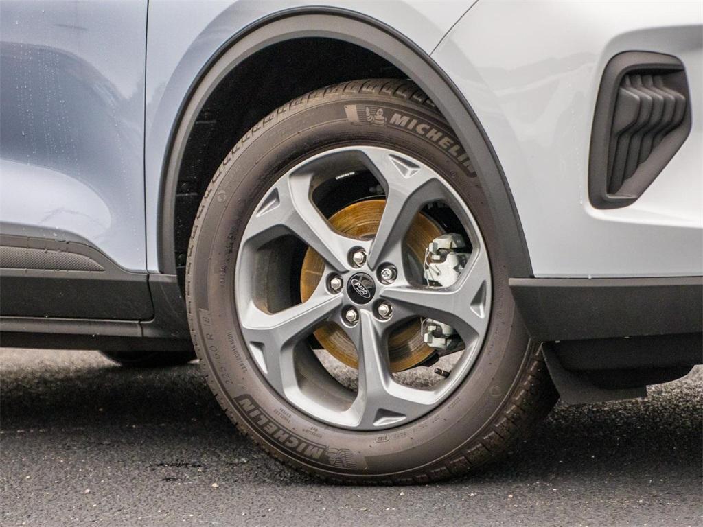 new 2025 Ford Escape car, priced at $34,076
