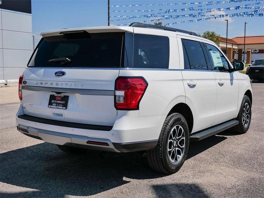 new 2024 Ford Expedition car, priced at $65,320