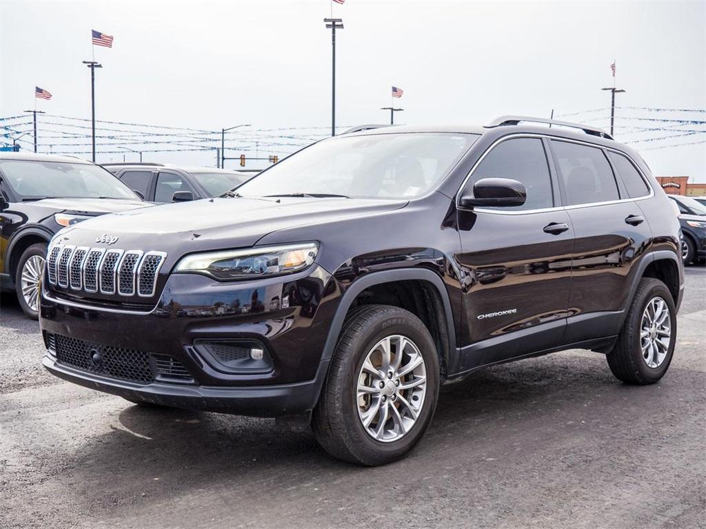 used 2021 Jeep Cherokee car, priced at $22,995