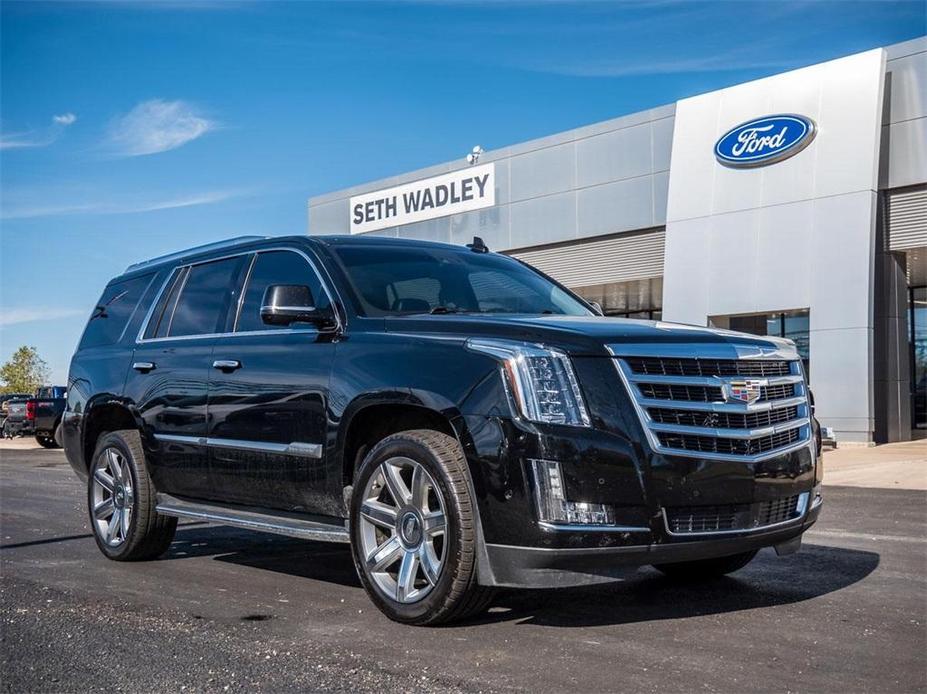 used 2019 Cadillac Escalade car, priced at $32,900