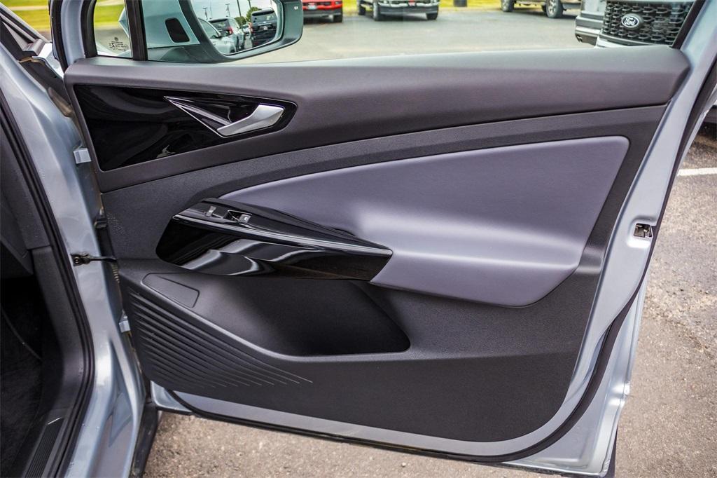 used 2022 Volkswagen ID.4 car, priced at $19,917