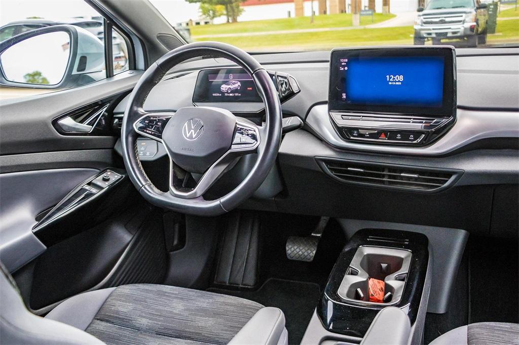used 2022 Volkswagen ID.4 car, priced at $19,917