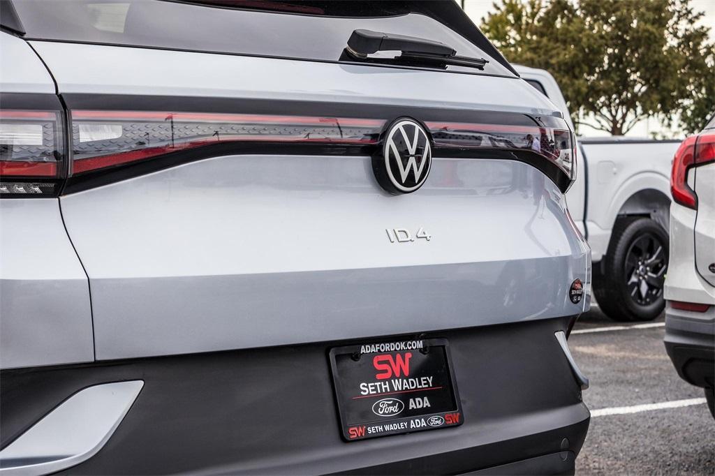 used 2022 Volkswagen ID.4 car, priced at $19,917