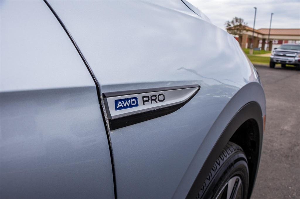 used 2022 Volkswagen ID.4 car, priced at $19,917