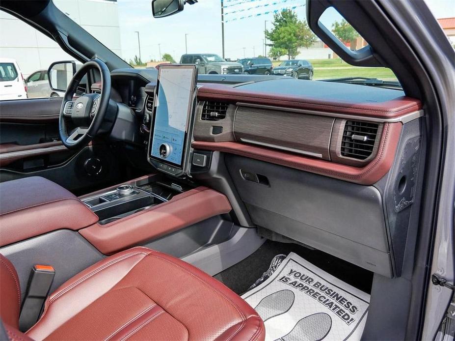 new 2024 Ford Expedition car, priced at $71,495