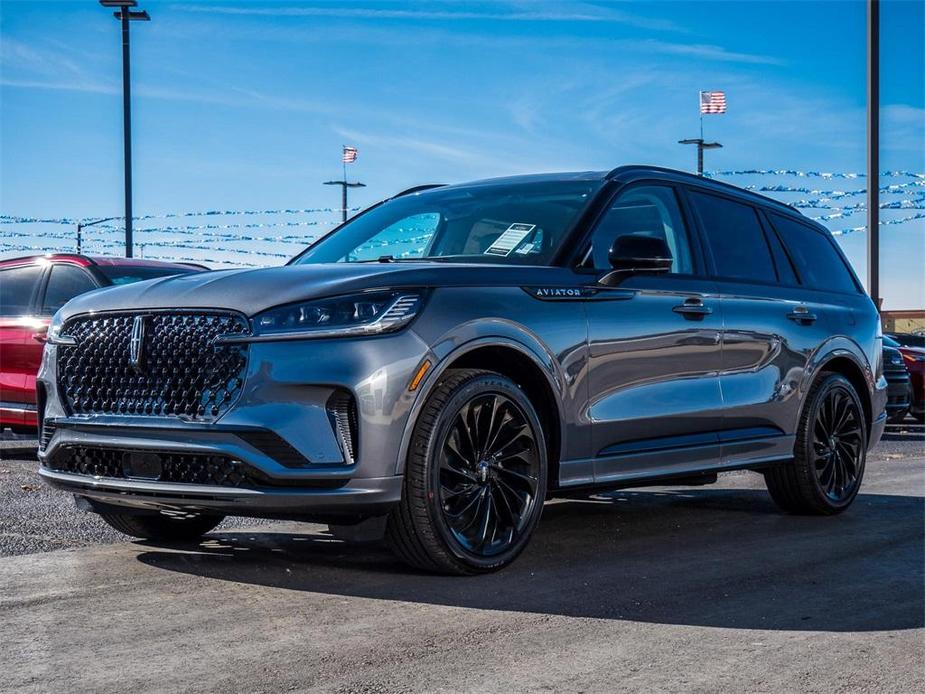 new 2025 Lincoln Aviator car, priced at $73,425