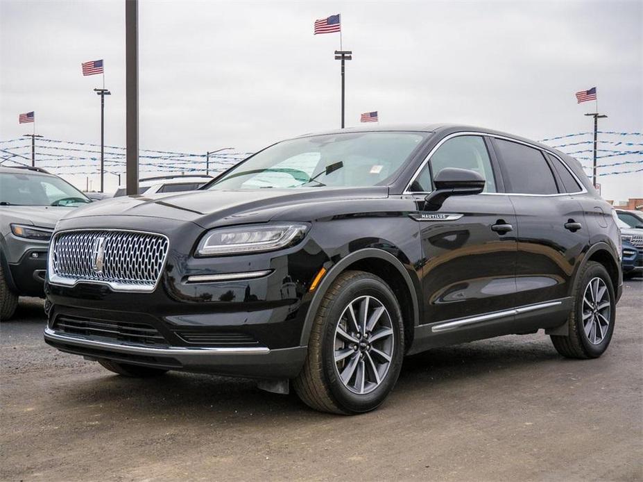 used 2022 Lincoln Nautilus car, priced at $29,888