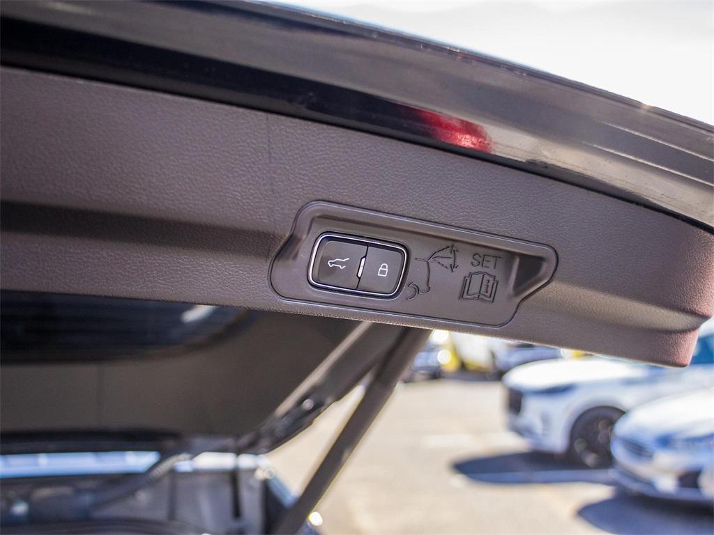 used 2022 Ford Explorer car, priced at $31,780