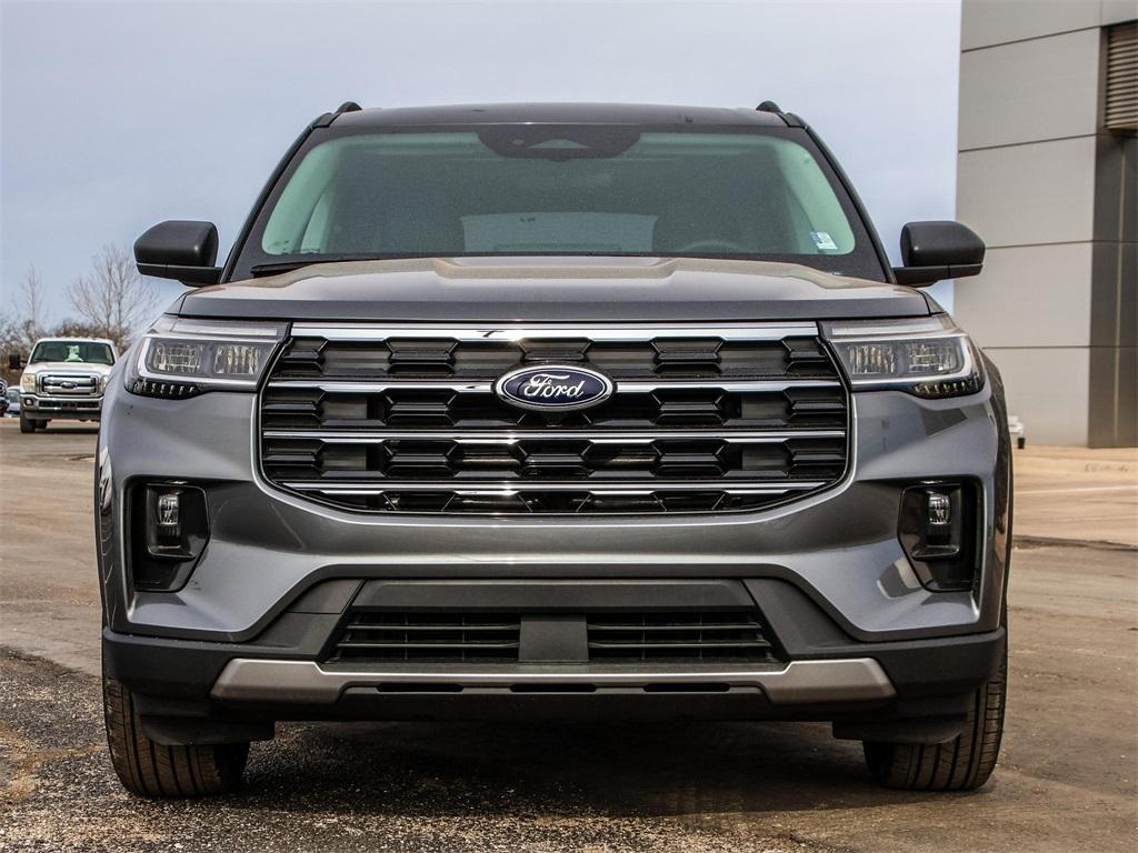 new 2025 Ford Explorer car, priced at $47,980