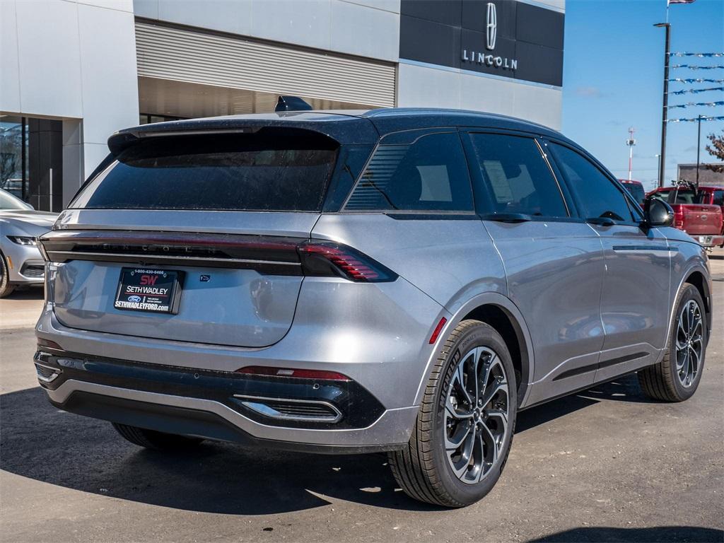 new 2025 Lincoln Nautilus car, priced at $63,180