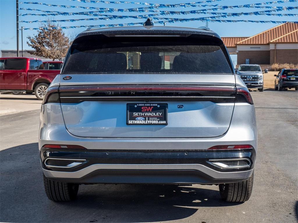 new 2025 Lincoln Nautilus car, priced at $63,180