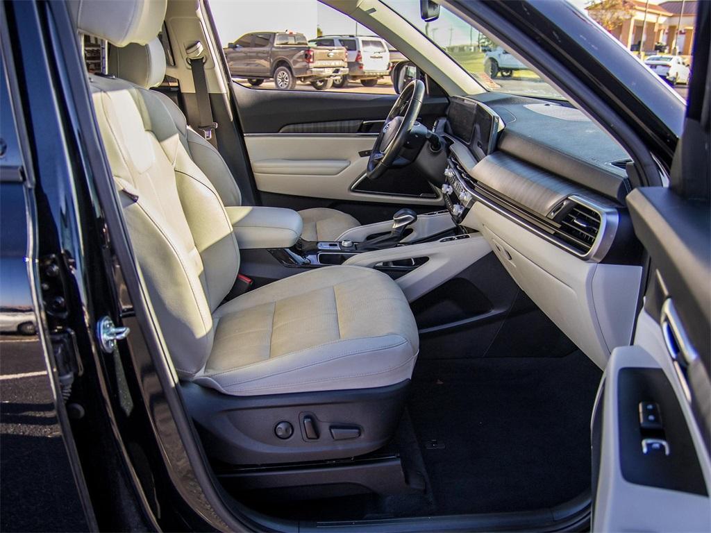 used 2024 Kia Telluride car, priced at $33,999