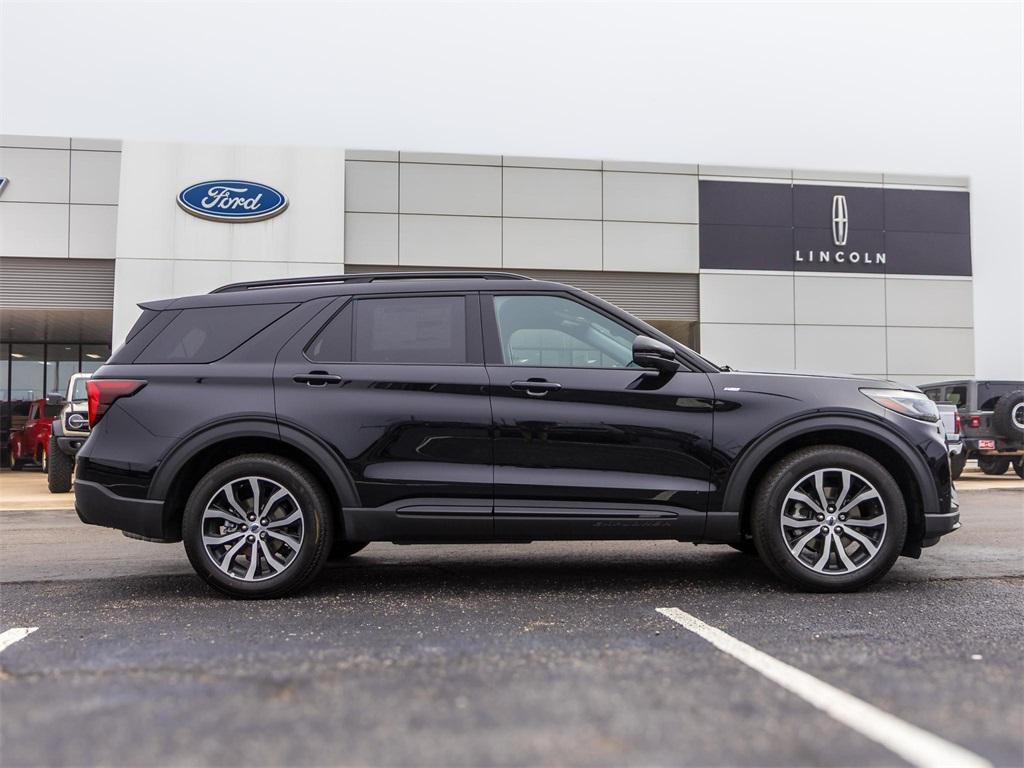 new 2025 Ford Explorer car, priced at $45,971