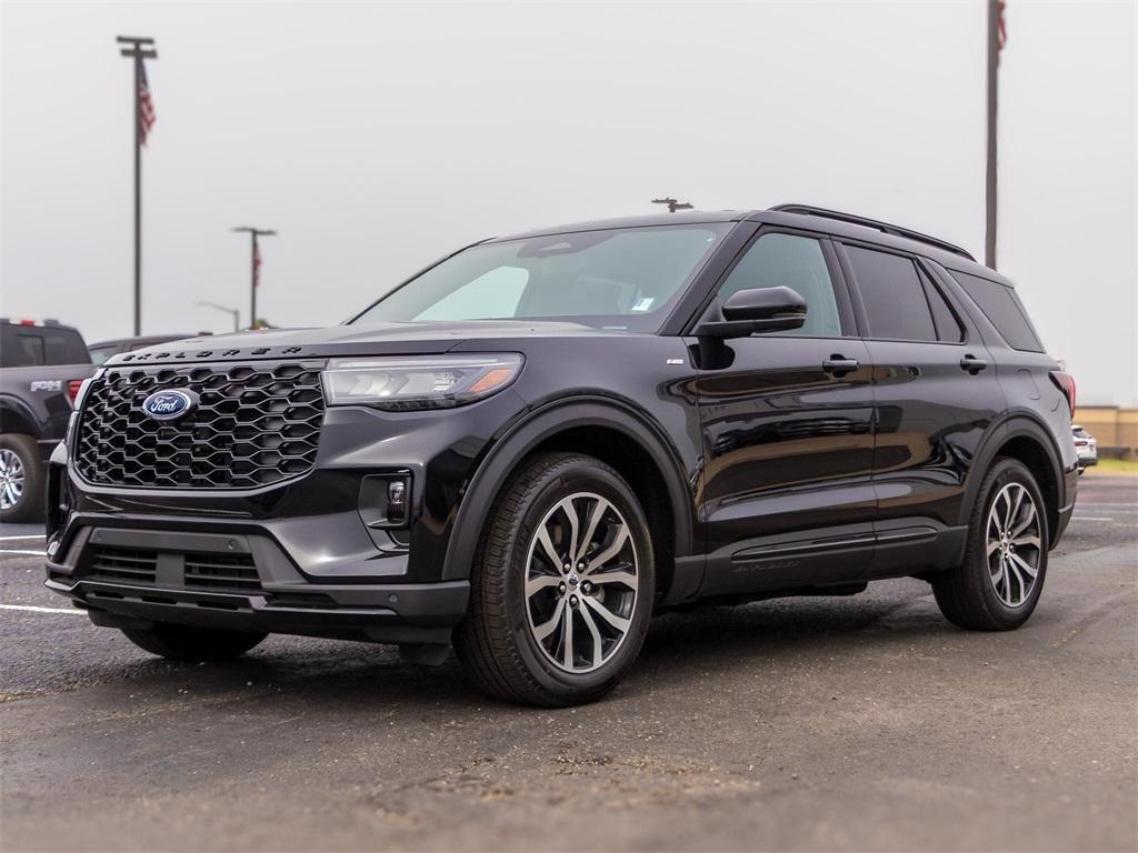 new 2025 Ford Explorer car, priced at $45,971