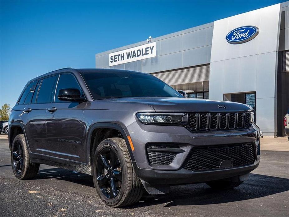 used 2023 Jeep Grand Cherokee car, priced at $33,998