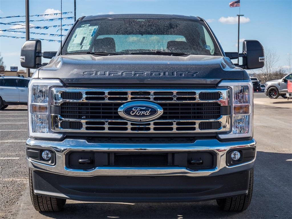 new 2025 Ford F-250 car, priced at $70,910