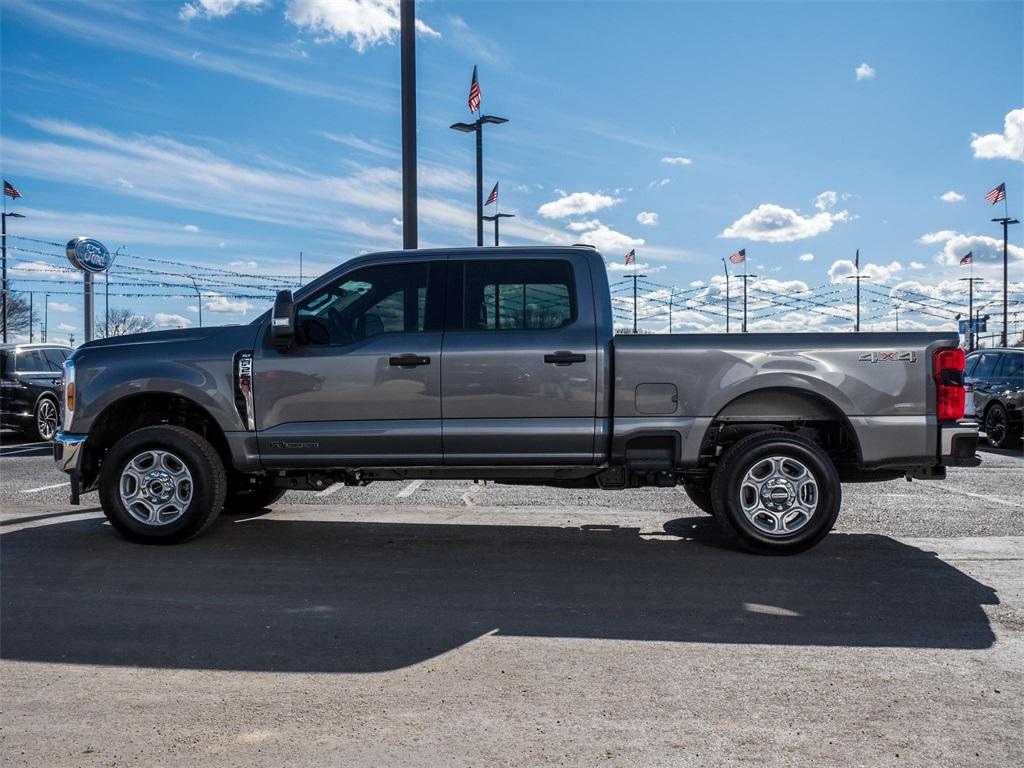 new 2025 Ford F-250 car, priced at $70,910