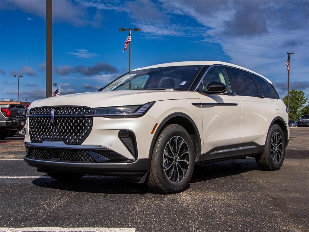 new 2025 Lincoln Nautilus car, priced at $51,130