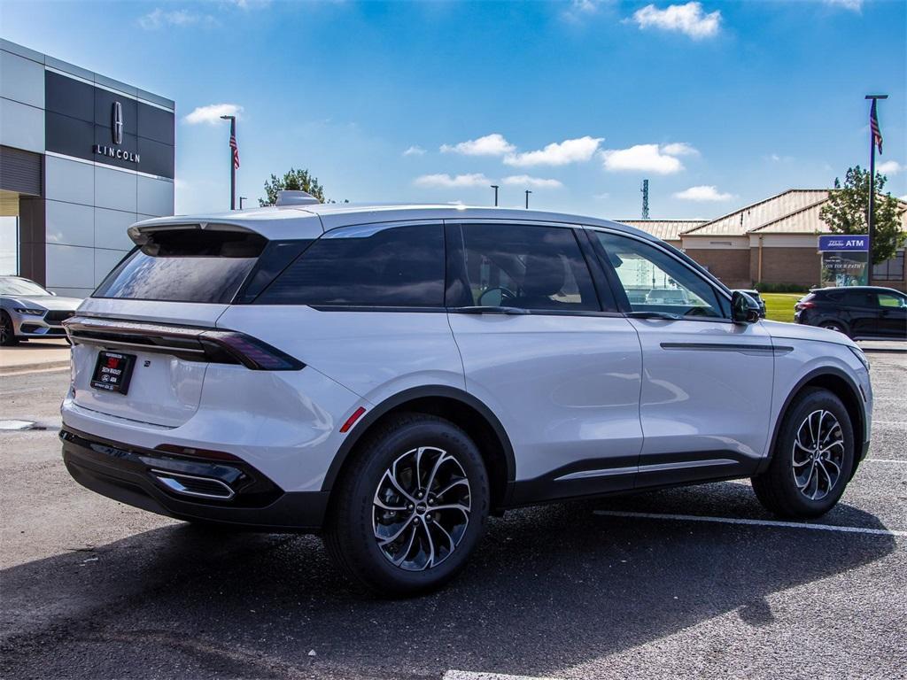 new 2025 Lincoln Nautilus car, priced at $51,130