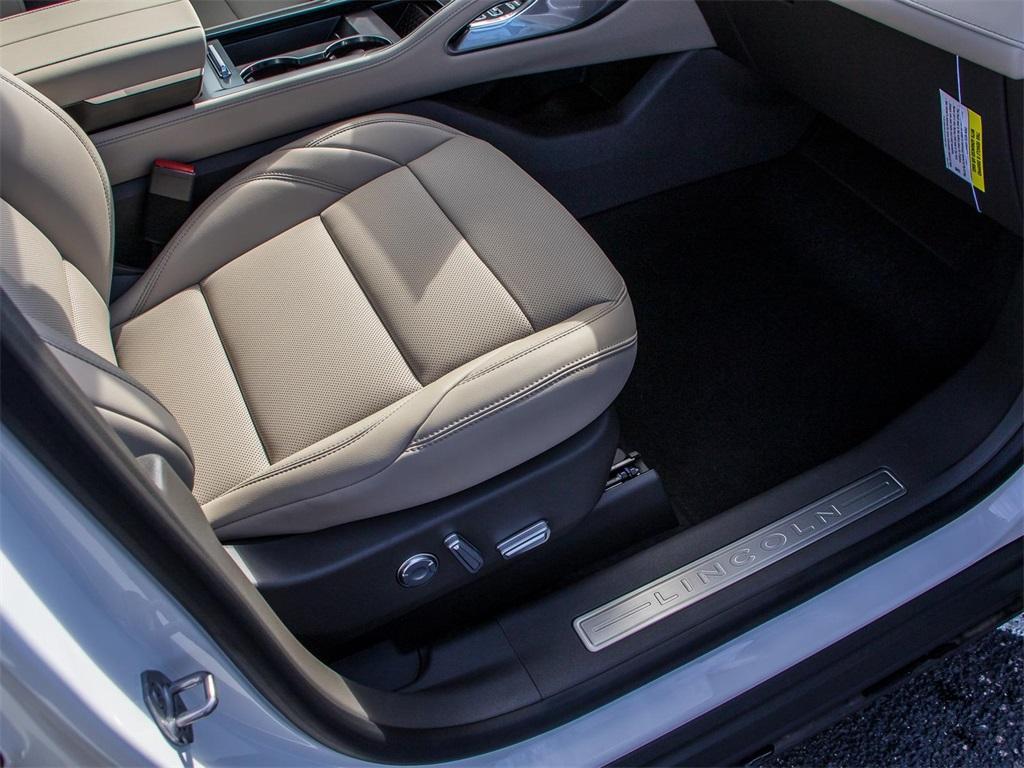 new 2025 Lincoln Nautilus car, priced at $51,130
