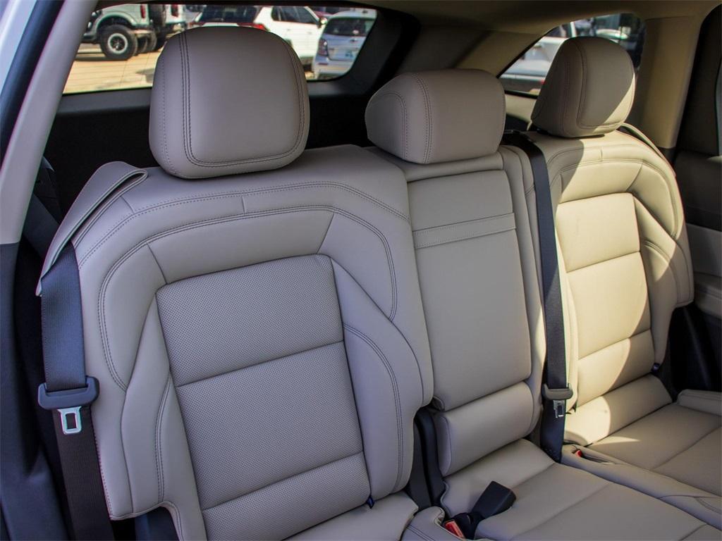 new 2025 Lincoln Nautilus car, priced at $51,130