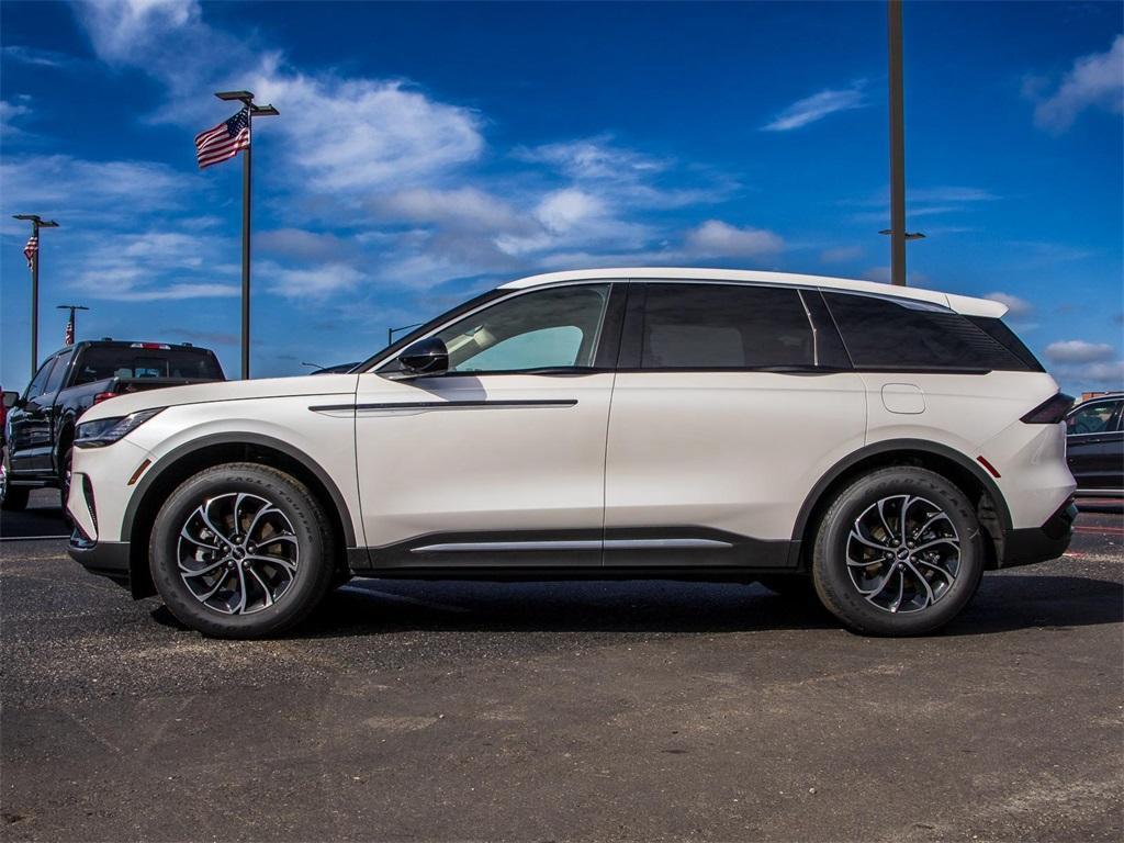 new 2025 Lincoln Nautilus car, priced at $51,130