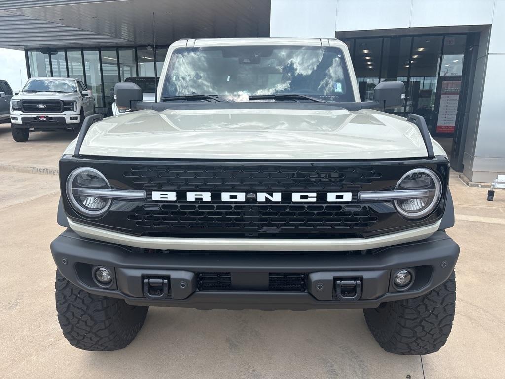 new 2025 Ford Bronco car, priced at $75,035