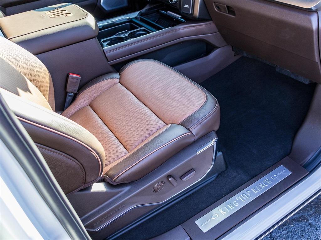 new 2025 Ford F-250 car, priced at $96,580
