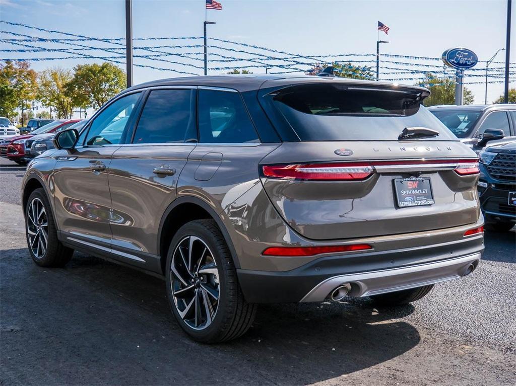 new 2025 Lincoln Corsair car, priced at $50,035