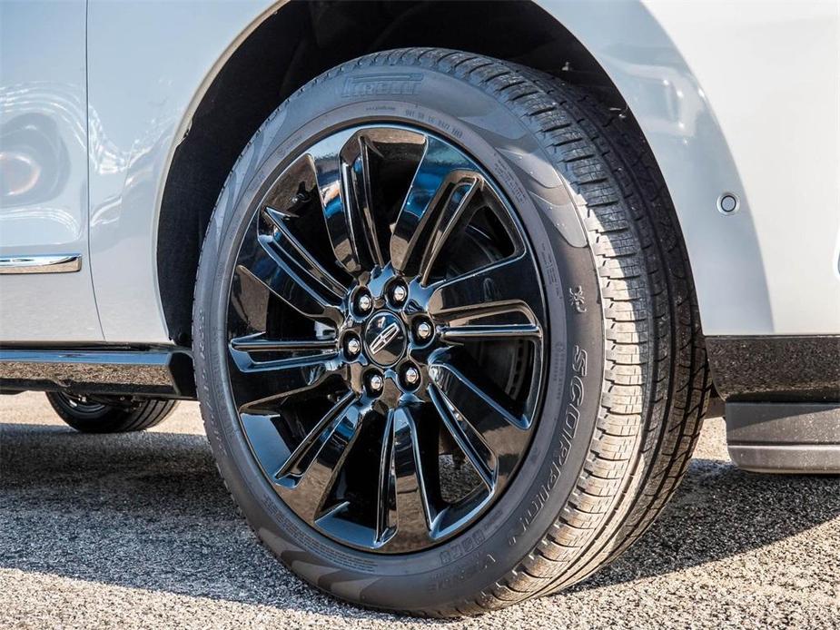 new 2024 Lincoln Navigator car, priced at $101,835