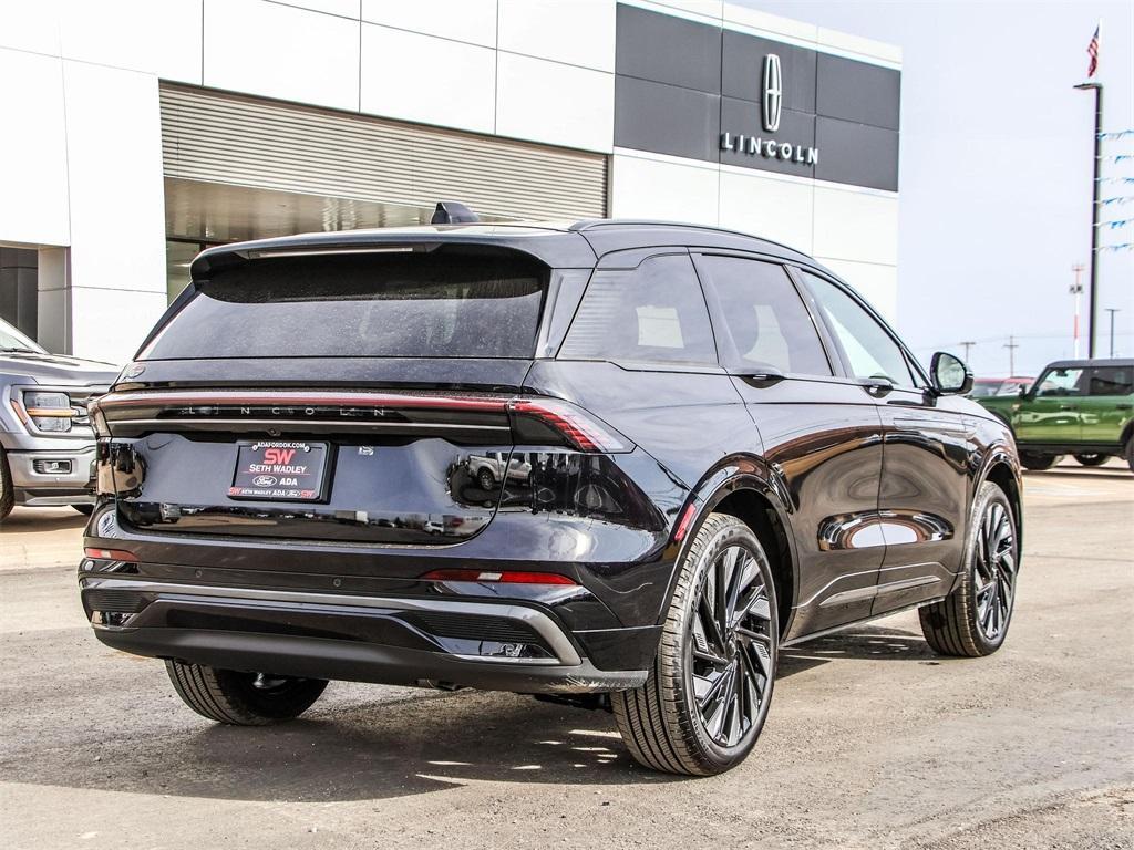 new 2025 Lincoln Nautilus car, priced at $66,585