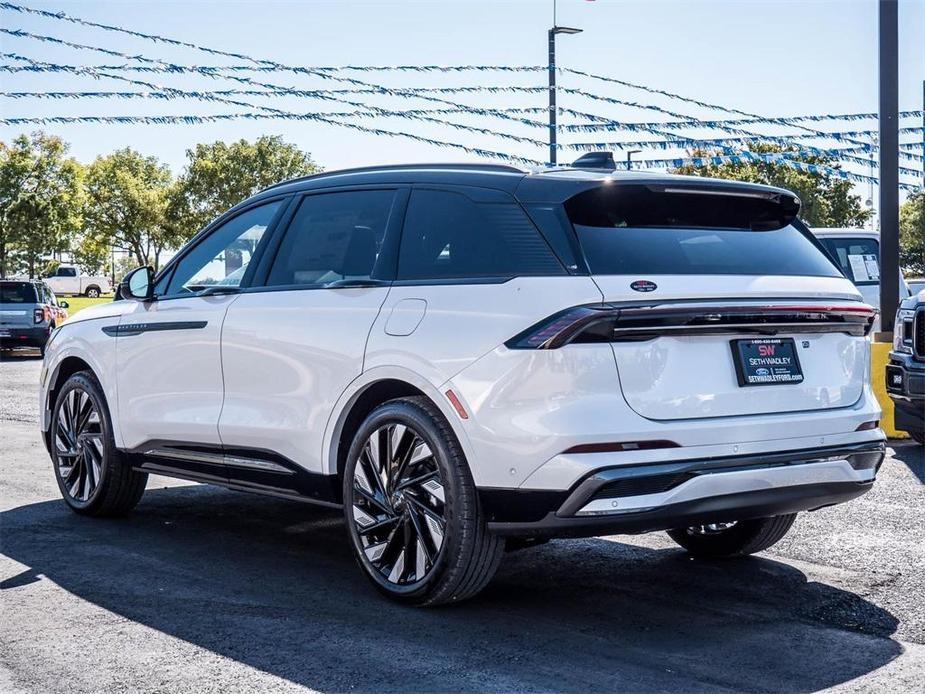 new 2024 Lincoln Nautilus car, priced at $63,331