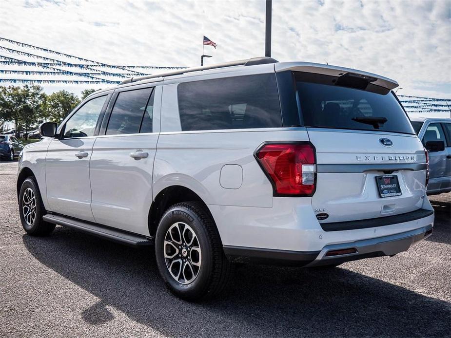 new 2024 Ford Expedition Max car, priced at $63,016