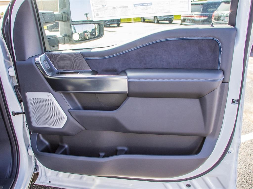 new 2025 Ford F-250 car, priced at $92,540
