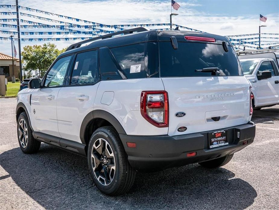 new 2024 Ford Bronco Sport car, priced at $37,553