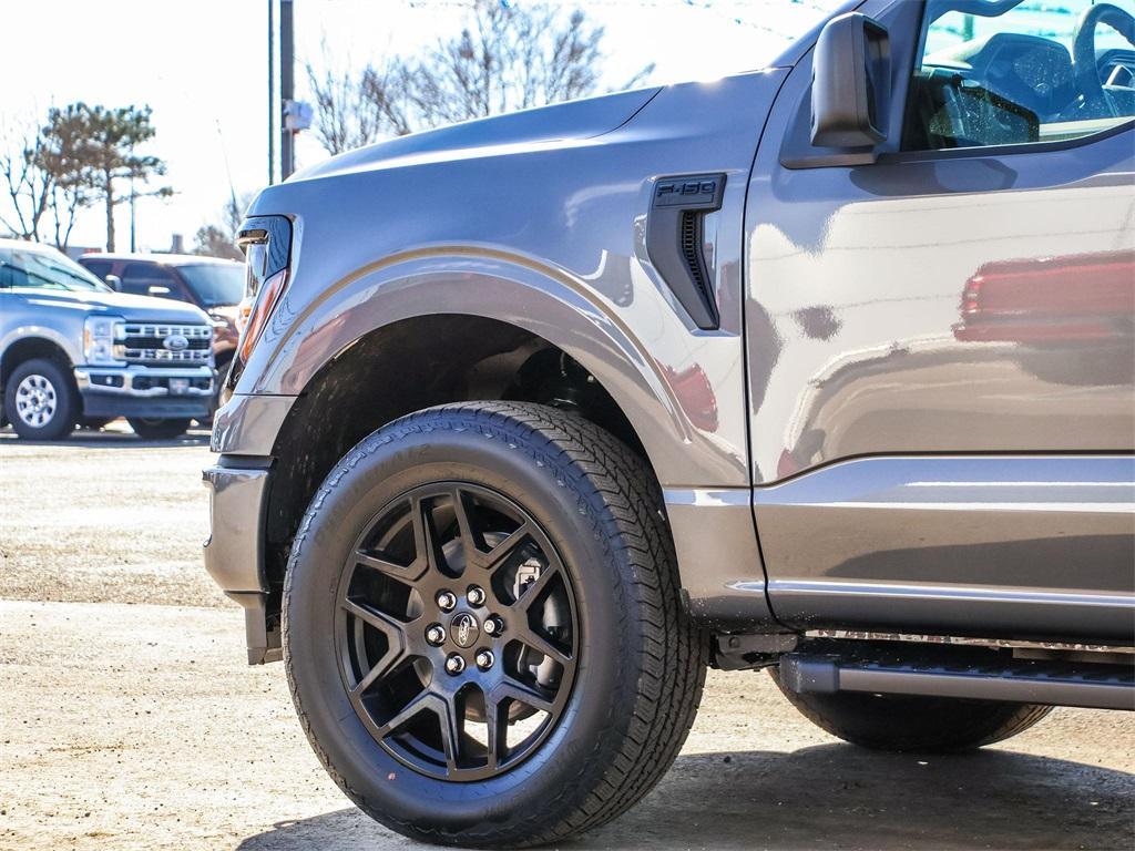 new 2025 Ford F-150 car, priced at $52,215