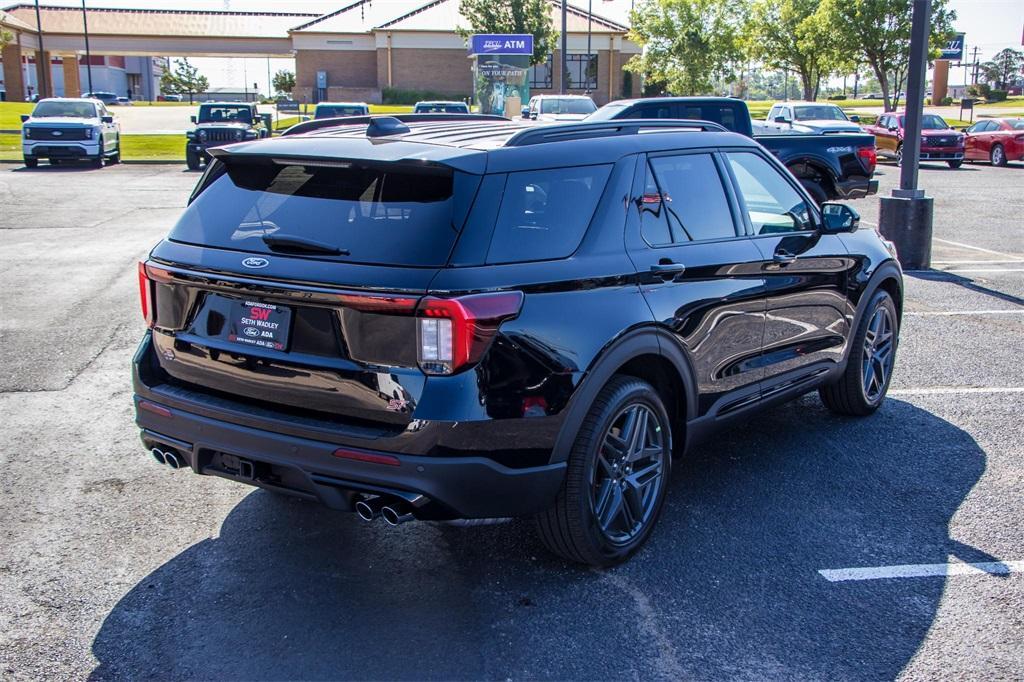 new 2025 Ford Explorer car, priced at $60,560