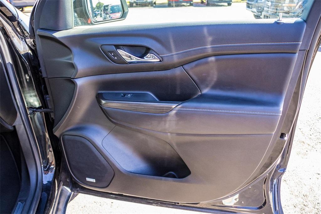 used 2023 GMC Acadia car, priced at $25,997