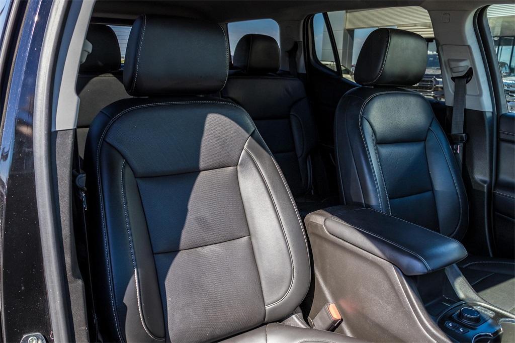 used 2023 GMC Acadia car, priced at $25,997