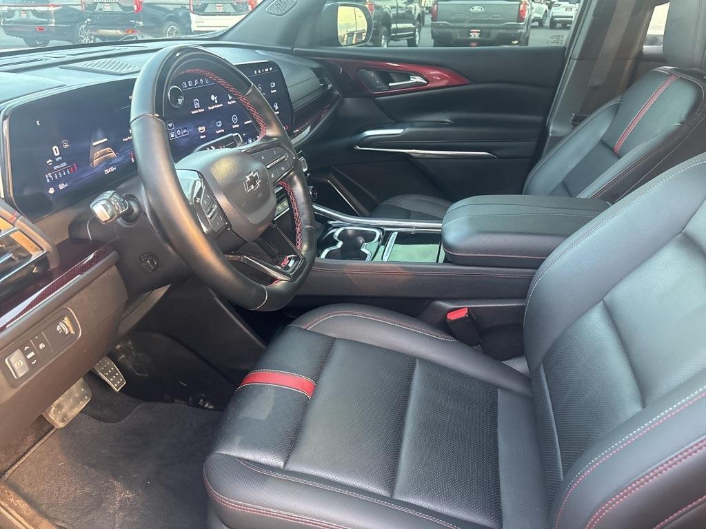 used 2024 Chevrolet Traverse car, priced at $52,950