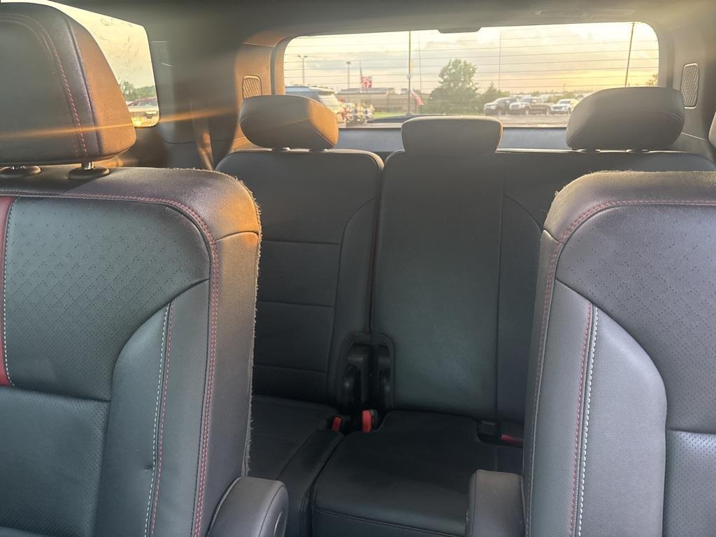 used 2024 Chevrolet Traverse car, priced at $52,950