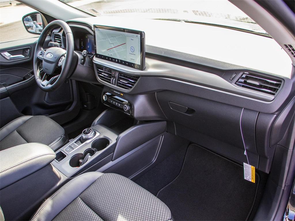 new 2025 Ford Escape car, priced at $33,323