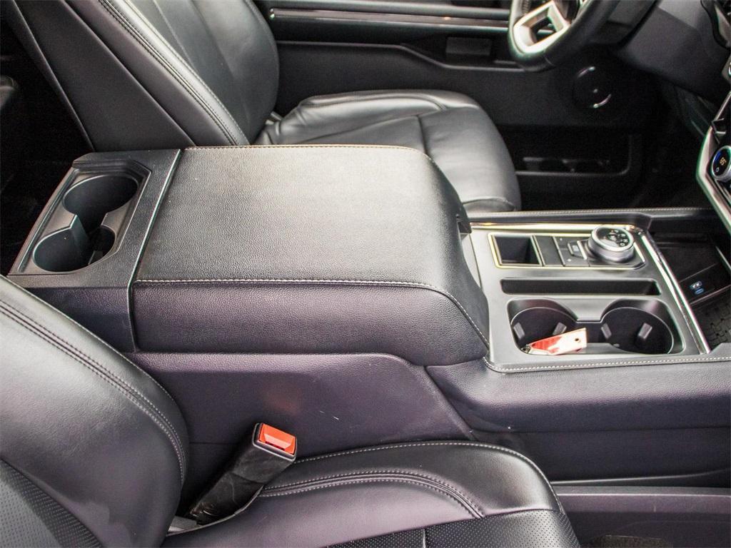 used 2024 Ford Expedition car, priced at $49,995
