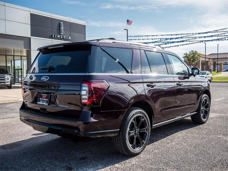 new 2024 Ford Expedition car, priced at $69,611