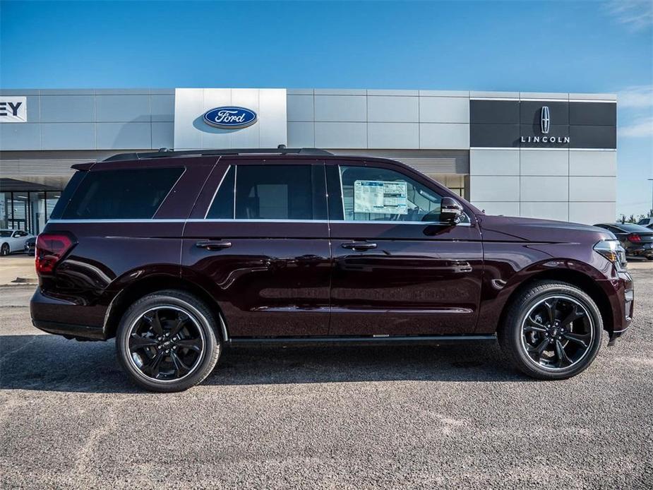 new 2024 Ford Expedition car, priced at $69,611