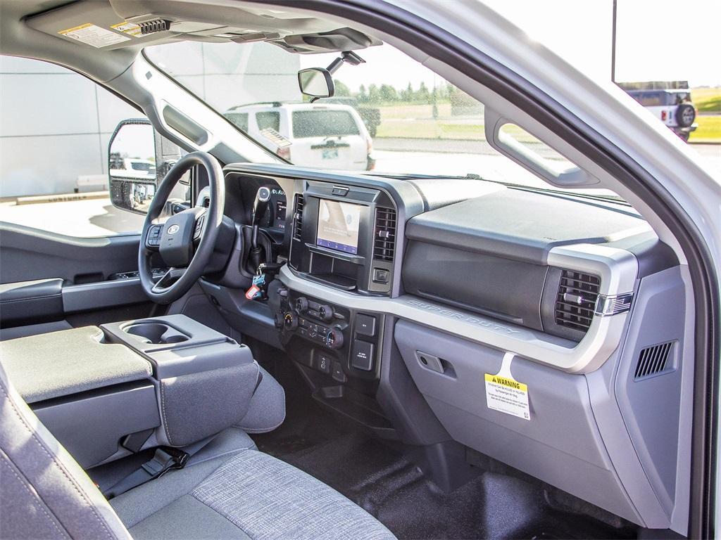 new 2025 Ford F-350 car, priced at $59,280
