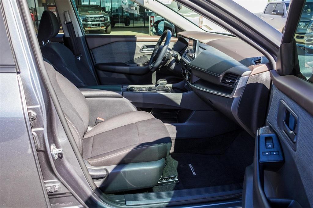 used 2023 Nissan Rogue car, priced at $19,599