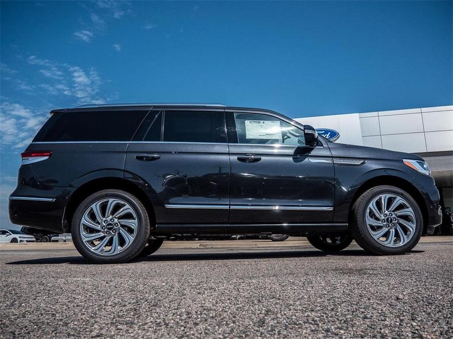 new 2024 Lincoln Navigator car, priced at $102,766