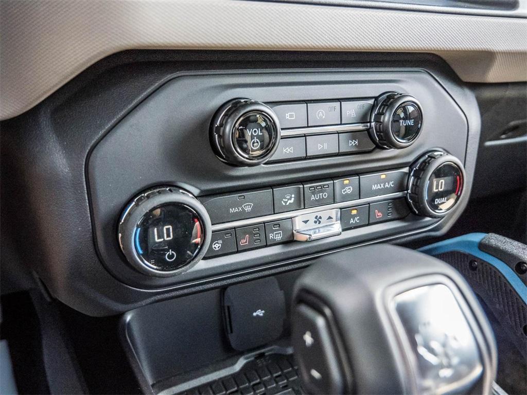 new 2024 Ford Bronco car, priced at $58,746